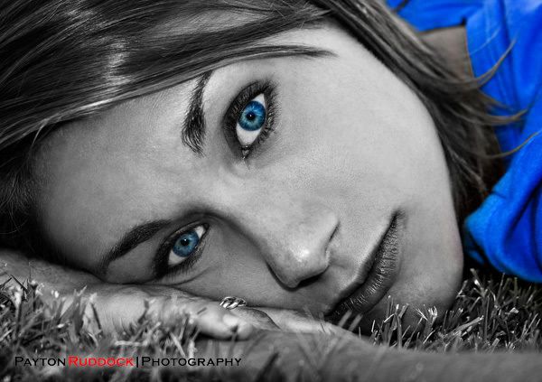 IMAGE: http://i280.photobucket.com/albums/kk161/Pruddock21/Lindsay_060-web.jpg