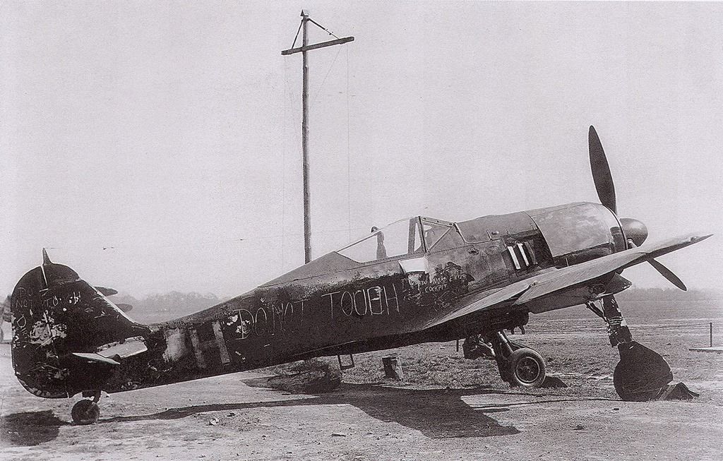 Focke-Wulf-Fw-190A-7.SKG10-H-WNr-7155-RA
