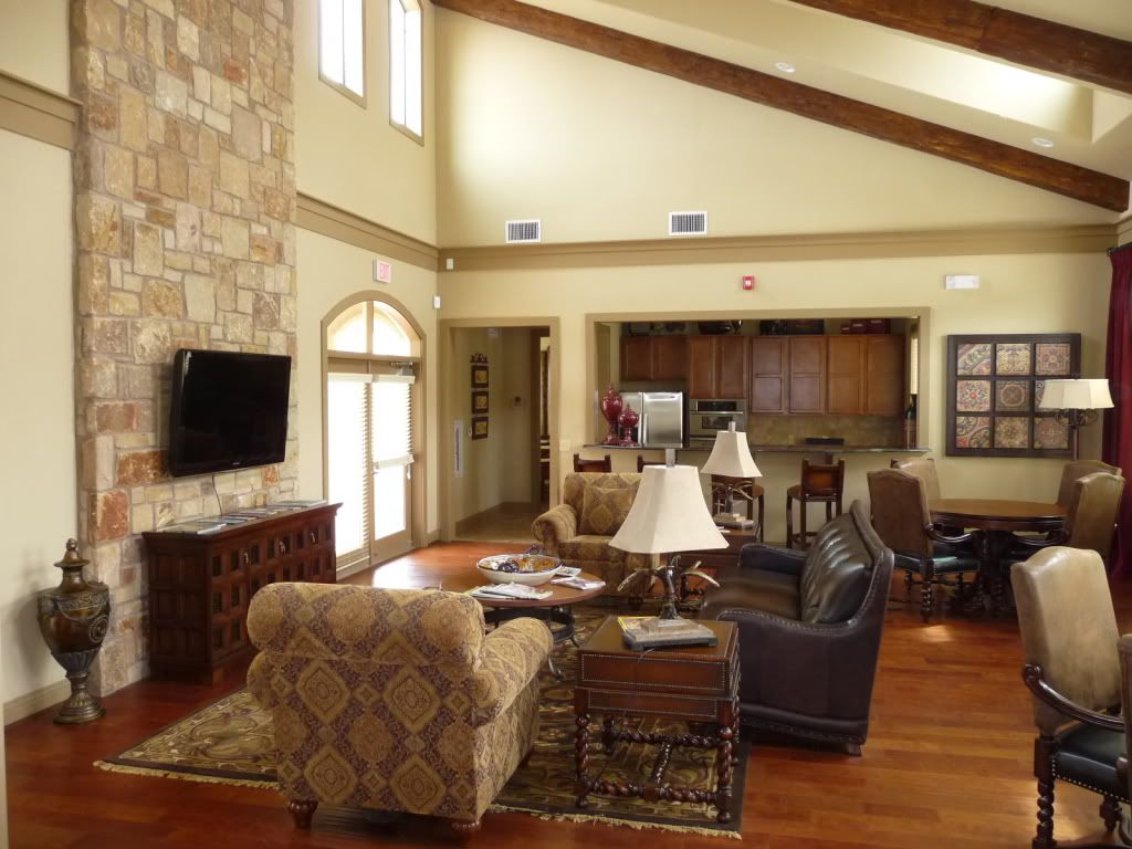 New apartments in Kerrville (Bandera hardwood floors, apartment