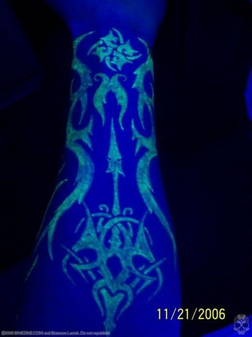 glow in dark tattoo. 77%. glow