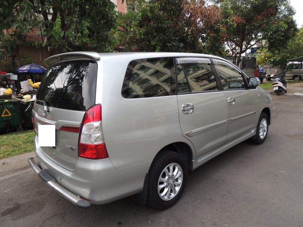Toyota Innova E 2014 siêu mới - 5