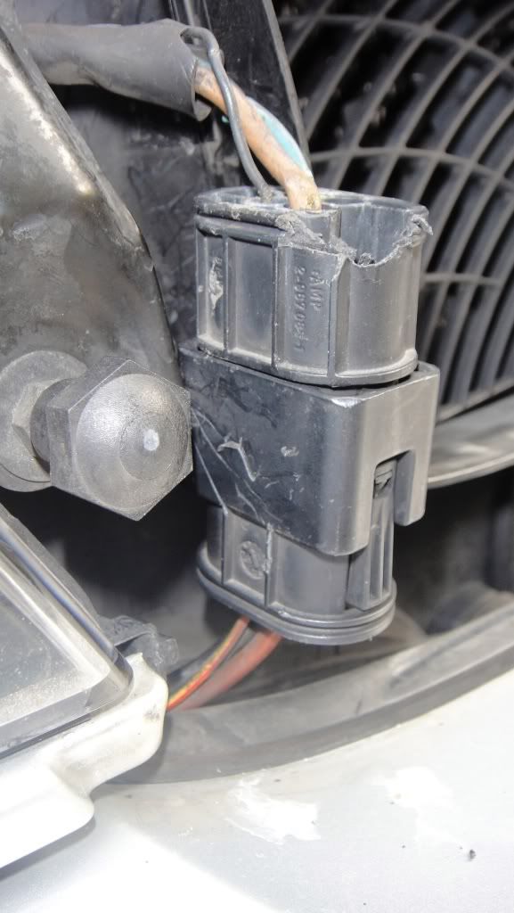 Aux Fan not working need help